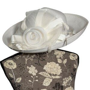 Womens White Wide-Brim Hat Feather Ribbon By Deborah Fashions Derby Church